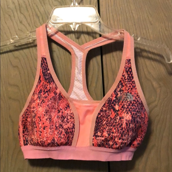 north face sports bra with pocket